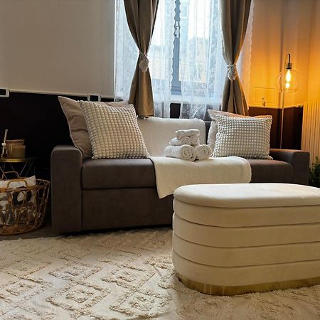 Ferienwohnung Regina Milano In Verona - Sky Tv, Wifi E Breakfast Box Exterior foto